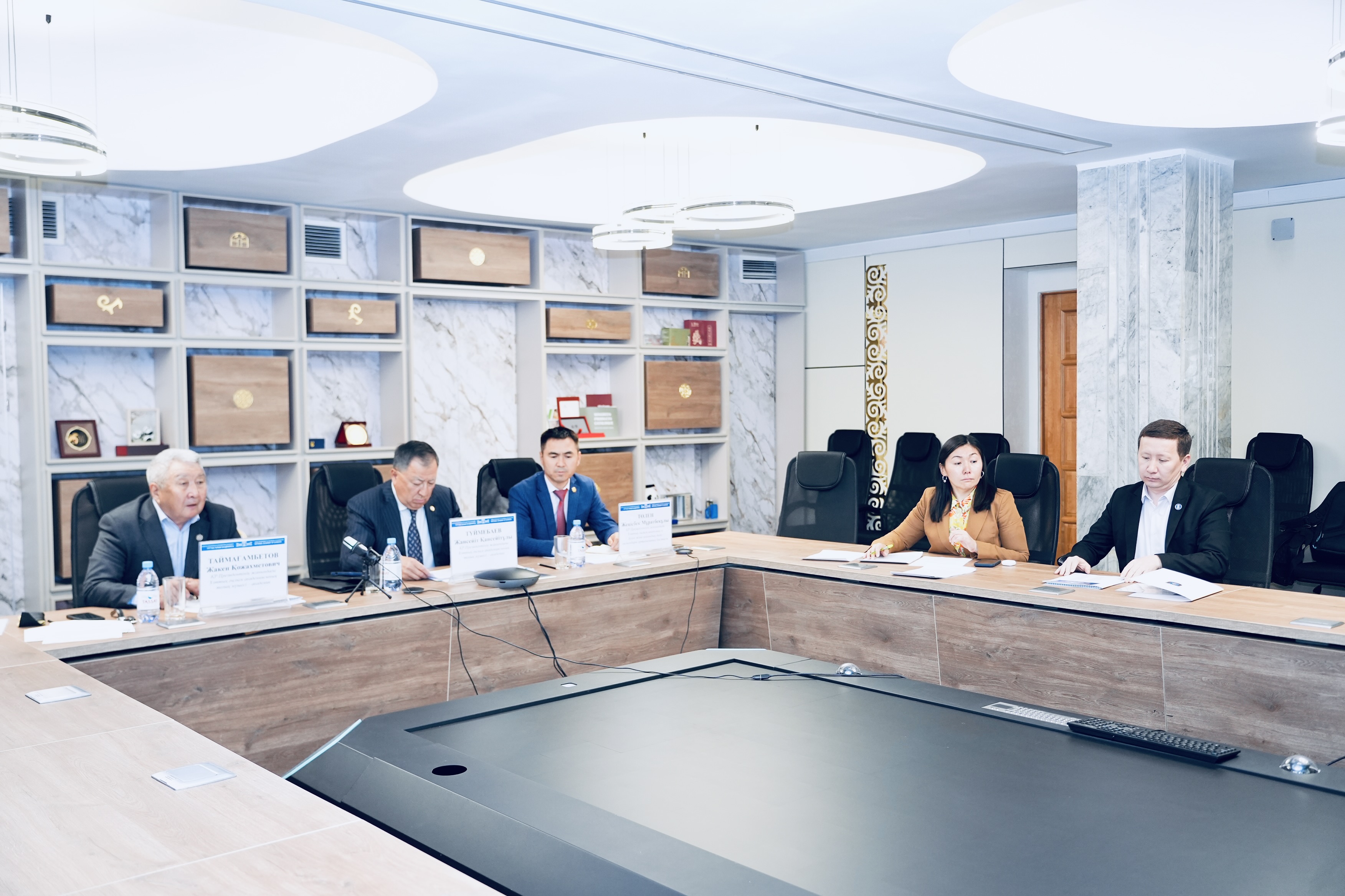 БІЛІМ ЖӘНЕ ҚОҒАМДЫҚ ДАМУ ҒЫЛЫМДАРЫ БАҒЫТЫ АКАДЕМИКТЕРІНІҢ ТЫҢДАЛЫМЫ ӨТТІ